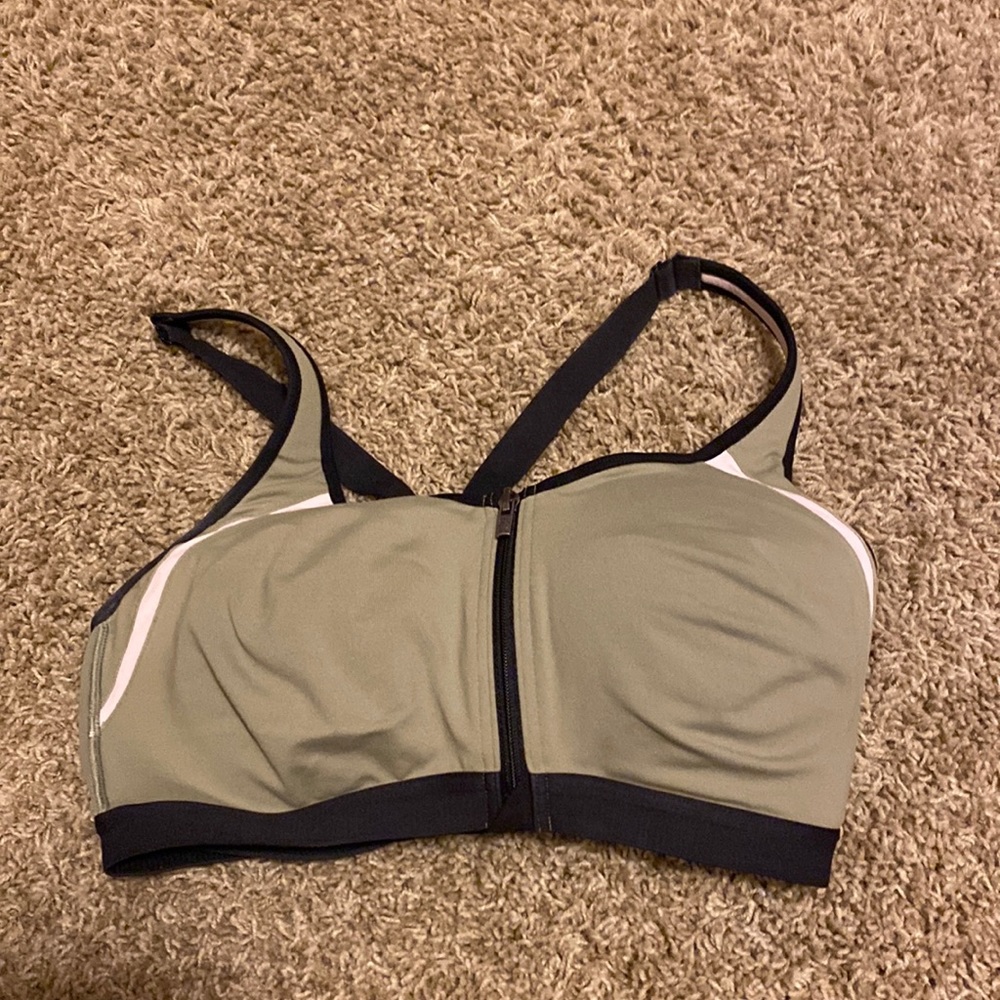 Victoria Secret sports bra